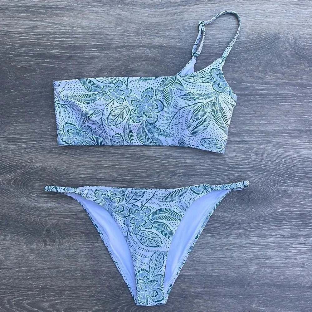 Rip Curl Rio Floral One Shoulder Crop & Cheeky Coverage Bottoms, teal - Picture 2 of 16
